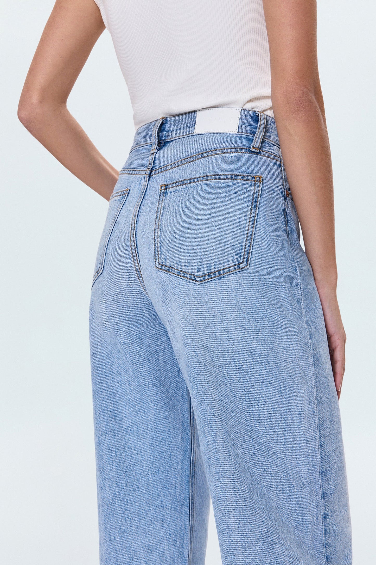 Wes High Rise Barrel Jean - Gaze